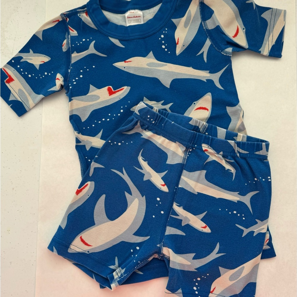 Short sleeved Hanna Andersson pajamas set, Size 8